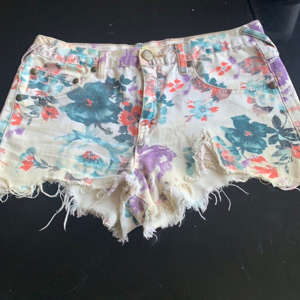 Free people short